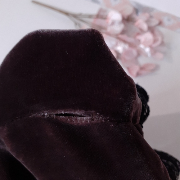 Waltex Spa fairy grunge spaghetti strap velvet blouse w/ sequins &  floral lace - Picture 14 of 15